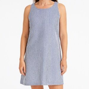 Vineyard Vines Navy and White Seersucker Striped shift Dress Sz 6 sleeveless